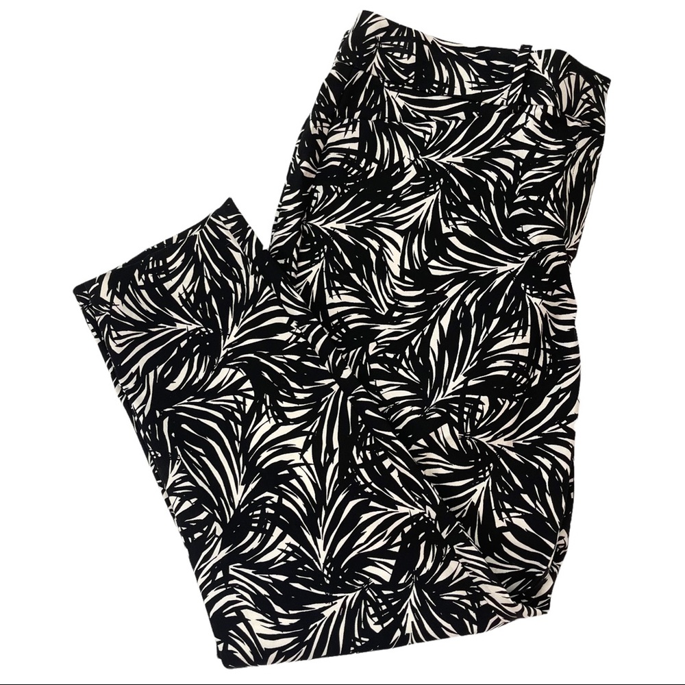The Limited Womens Black White Tropical Palm Flat Front Ankle Pants Size 14W